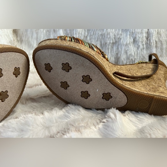 Fioni Braided Multi-Color Wedges - Picture 12 of 14